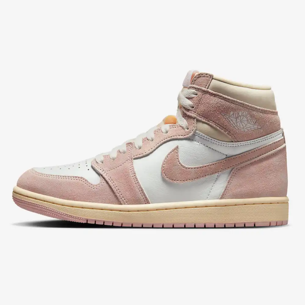 Nike pink store jordan 1