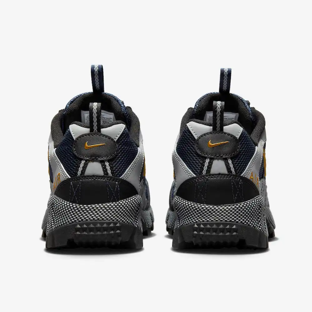 Nike Air Humara Midnight Navy and Obsidian - Droper