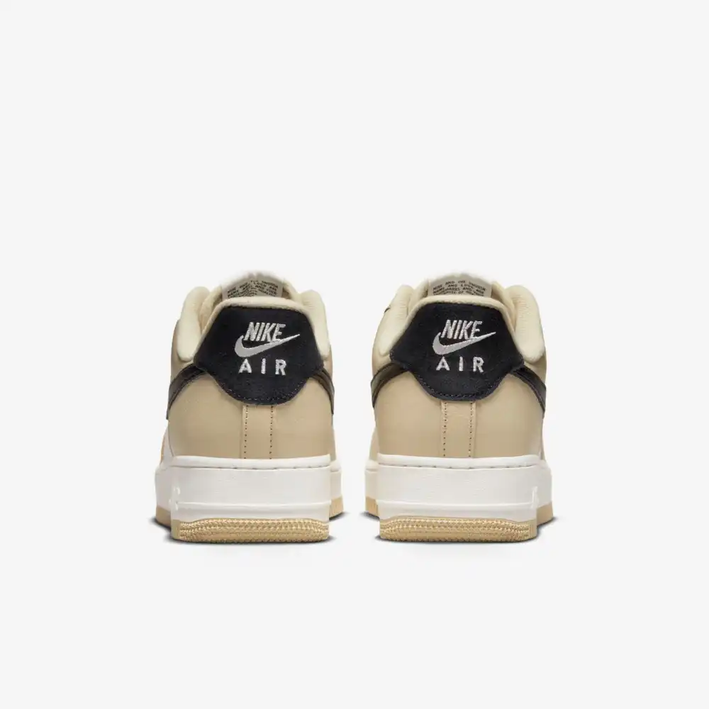 Nike Air Force 1 Low Team Gold and Black foto 4