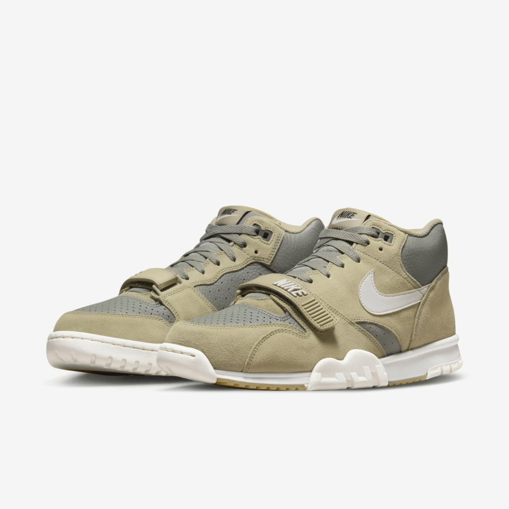 Nike olive sales trainers