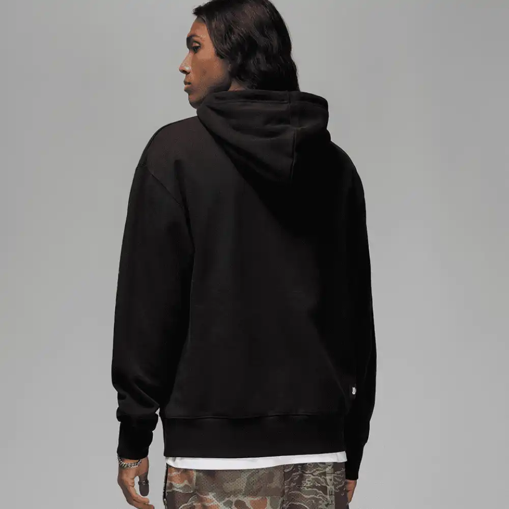 Undefeated x Jordan Moletom Weights Black foto 3