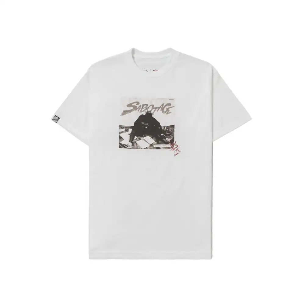 Sabotage x MVRK Camiseta Single White - Droper