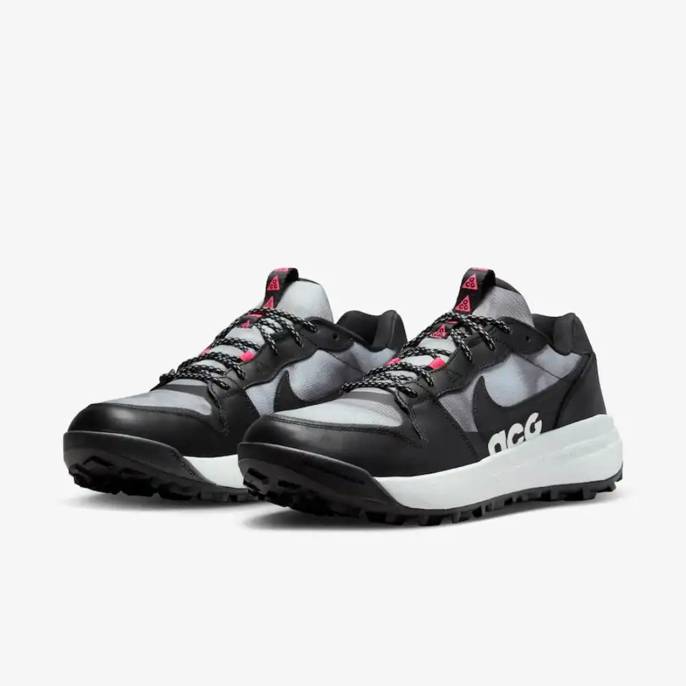 nike acg locate