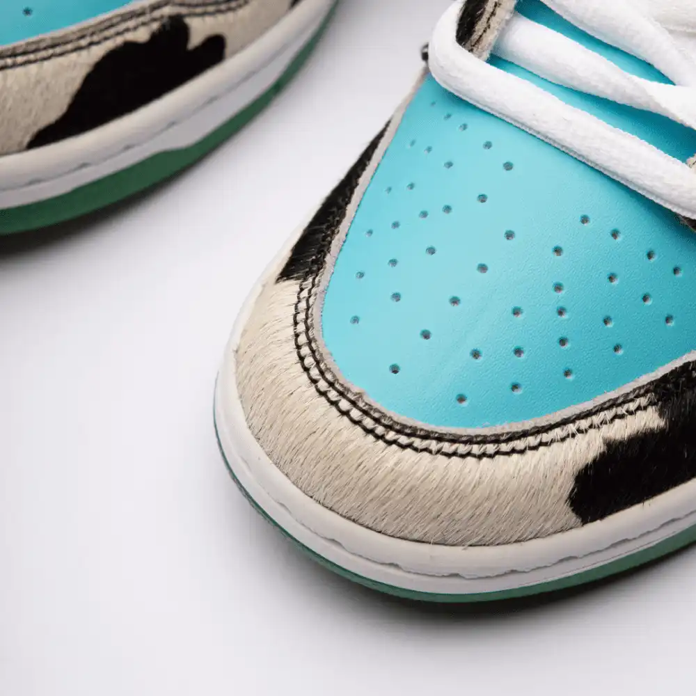 Ben Jerry s x Nike SB Dunk Low Chunky Dunky