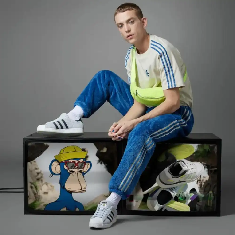 Into the Metaverse x adidas Superstar Halo Blue foto 4