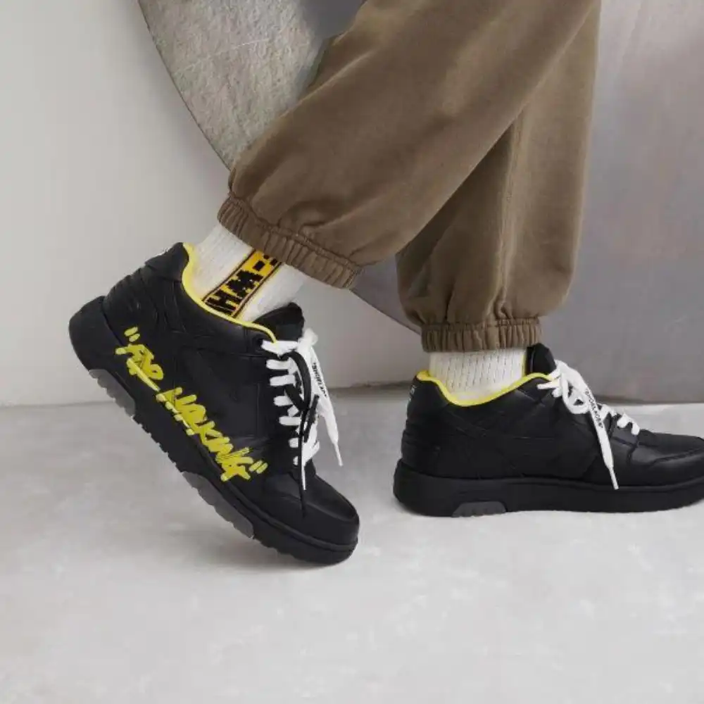 Imagem Off-White Out of Office Low For Walking Black Yellow