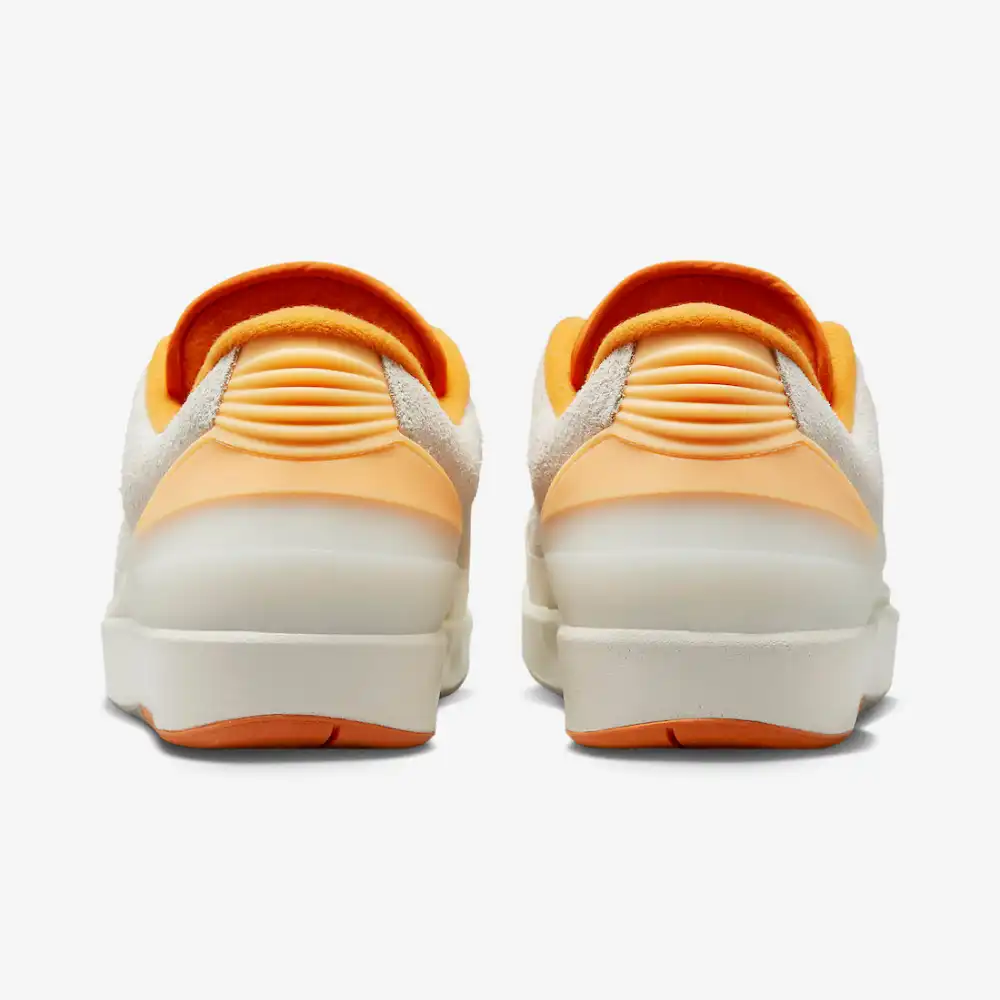 Air Jordan 2 Low Melon Tint foto 4