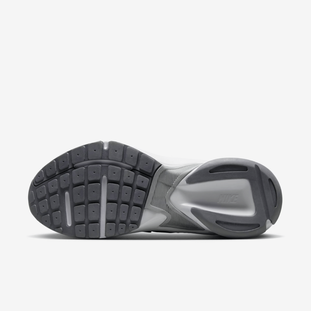 Nike AL8 Smoke Grey Metallic Silver foto 5