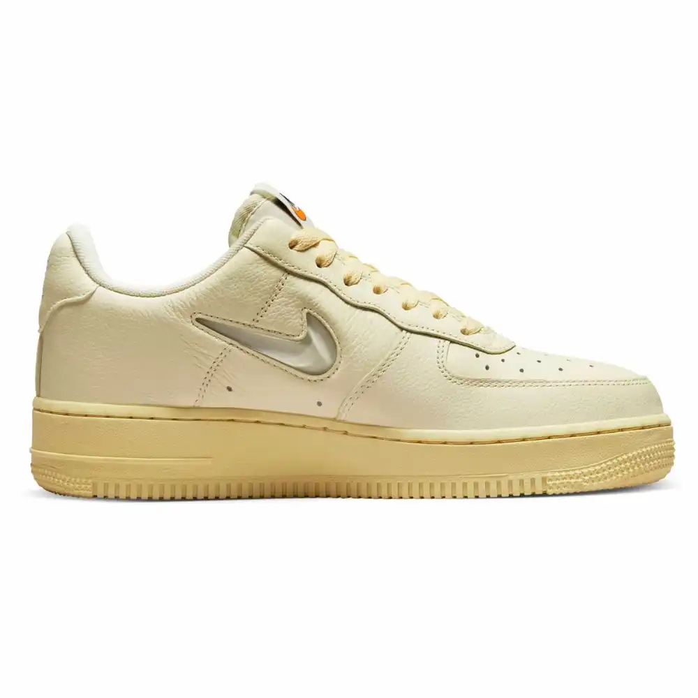 Nike Air Force 1 LX Coconut Milk and Lemon Wash foto 3