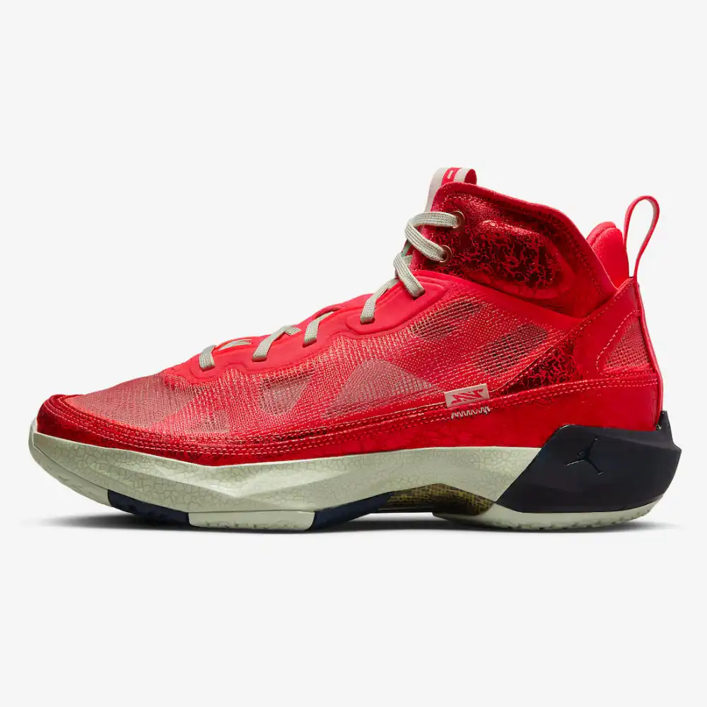 Rui Hachimura x Air Jordan 37 Siren Red foto 1