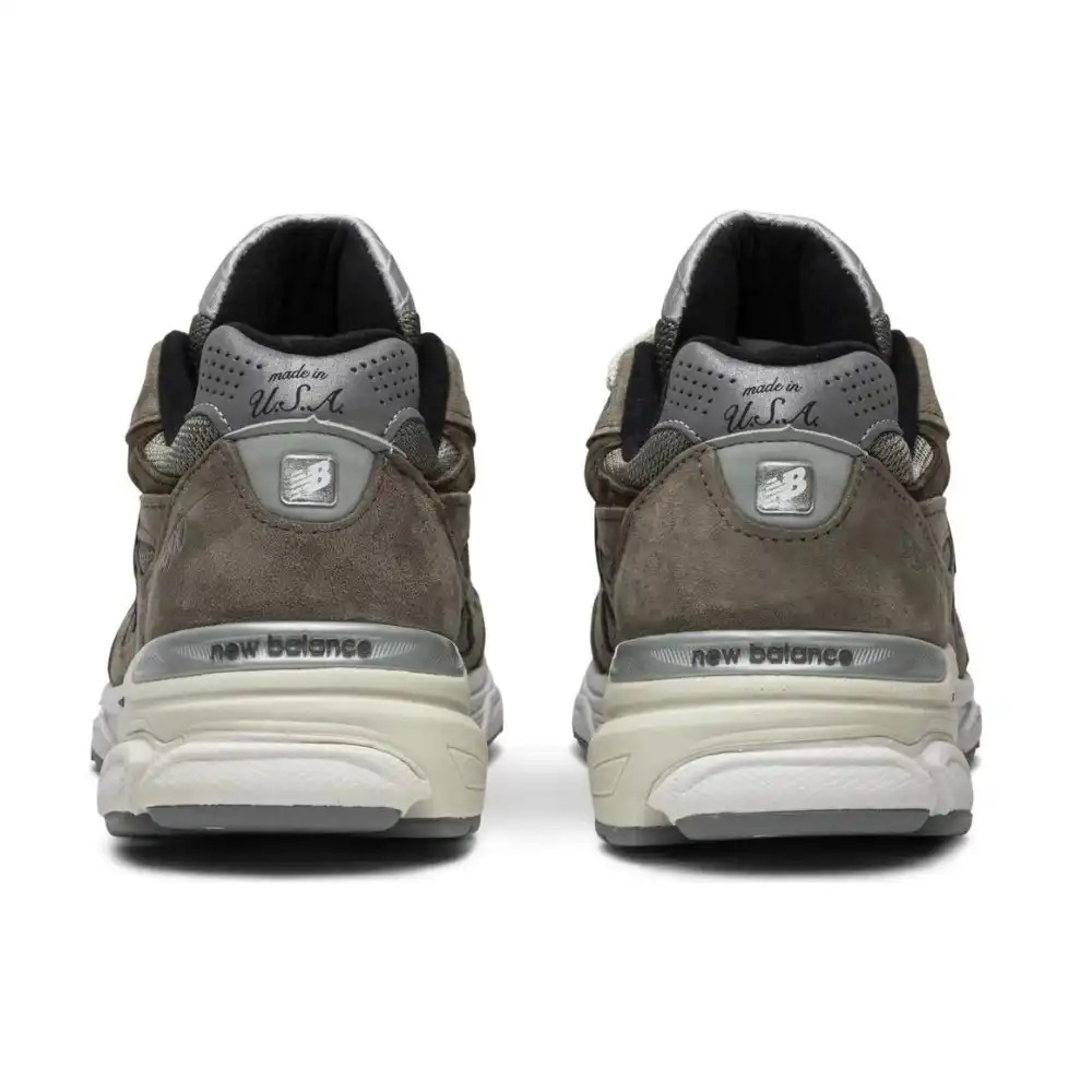JJJJound x New Balance 990v3 Made In USA Urban Grey - Droper