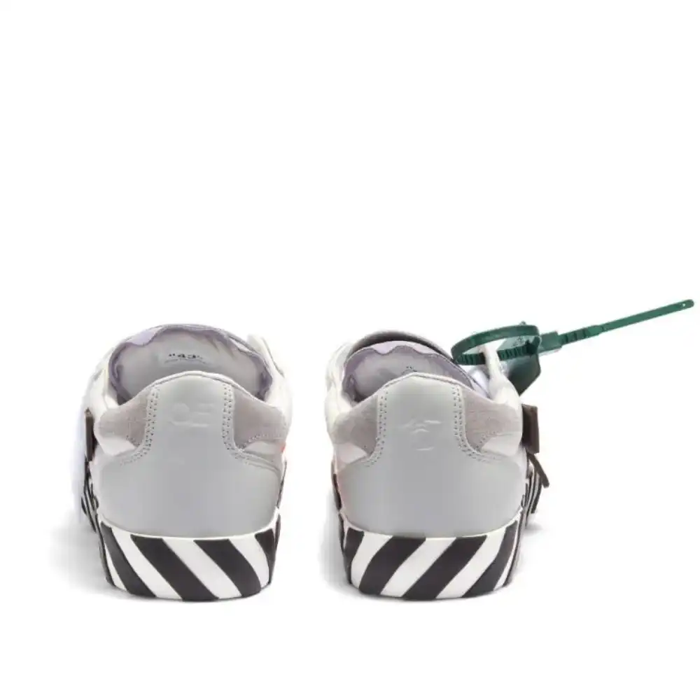 Off-White Vulcanized Low Black White Black Grey Lilac foto 3