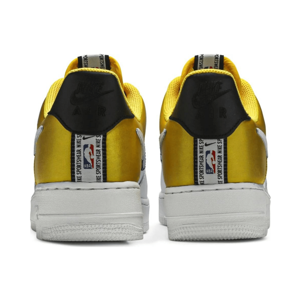 NBA x Nike Air Force 1 Low Amarillo foto 2