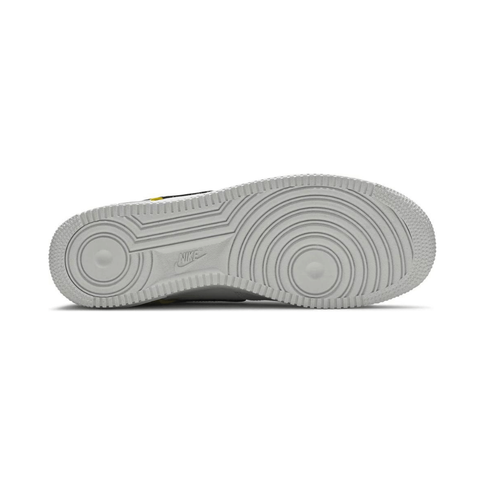 NBA x Nike Air Force 1 Low Amarillo foto 4