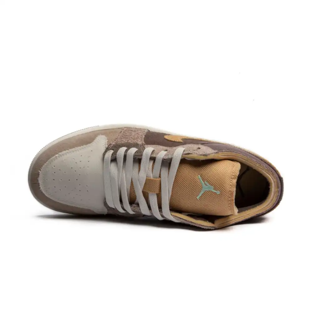 air-jordan-1-low-se-craft-inside-out-taupe-haze