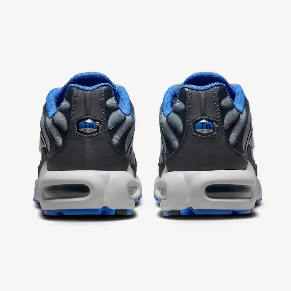 Nike Air Max Plus SE Social FC foto 4