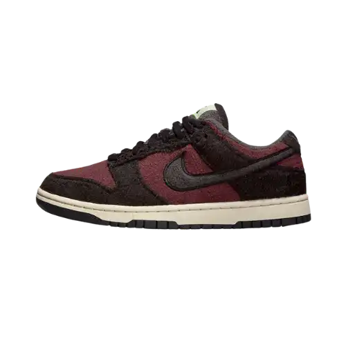 Nike Dunk Low SE Fleece Pack Burgundy Crush