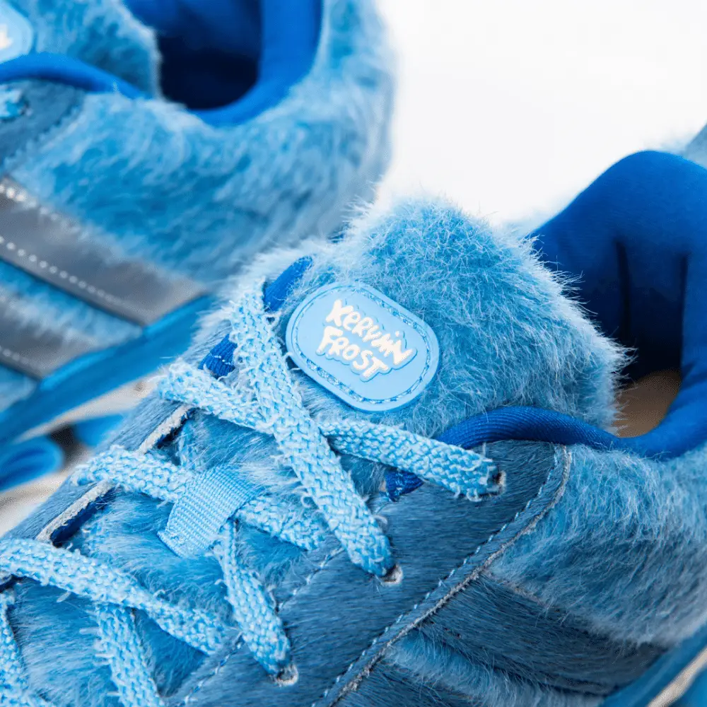 Kerwin Frost x adidas Microbounce T1 Bright Royal foto 7