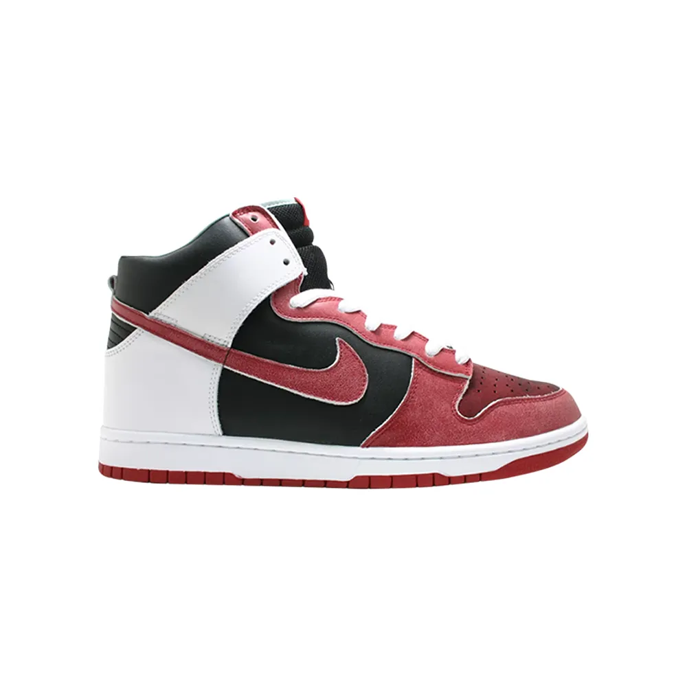Nike SB Dunk High Jason Voorhees foto 1