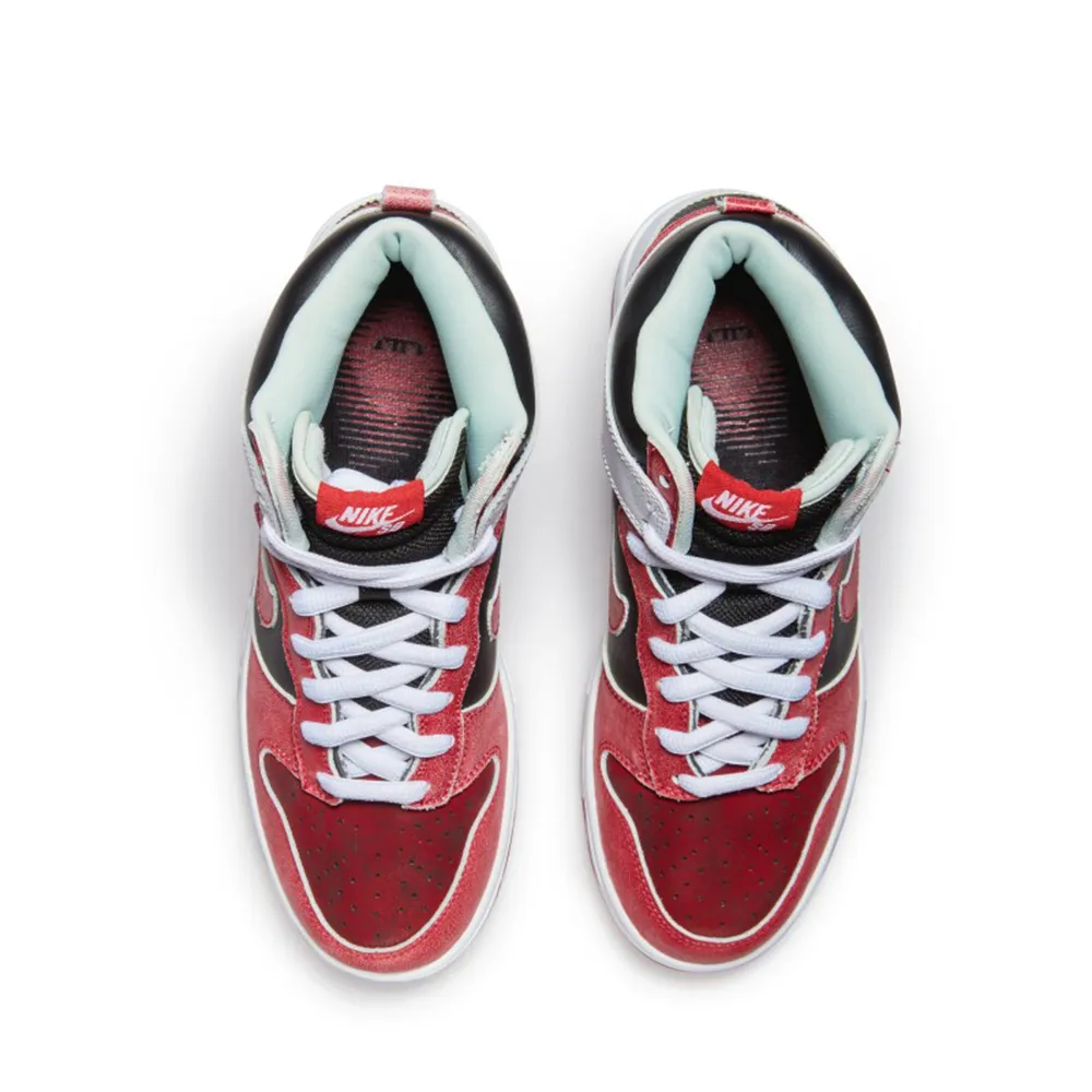 Nike SB Dunk High Jason Voorhees foto 2