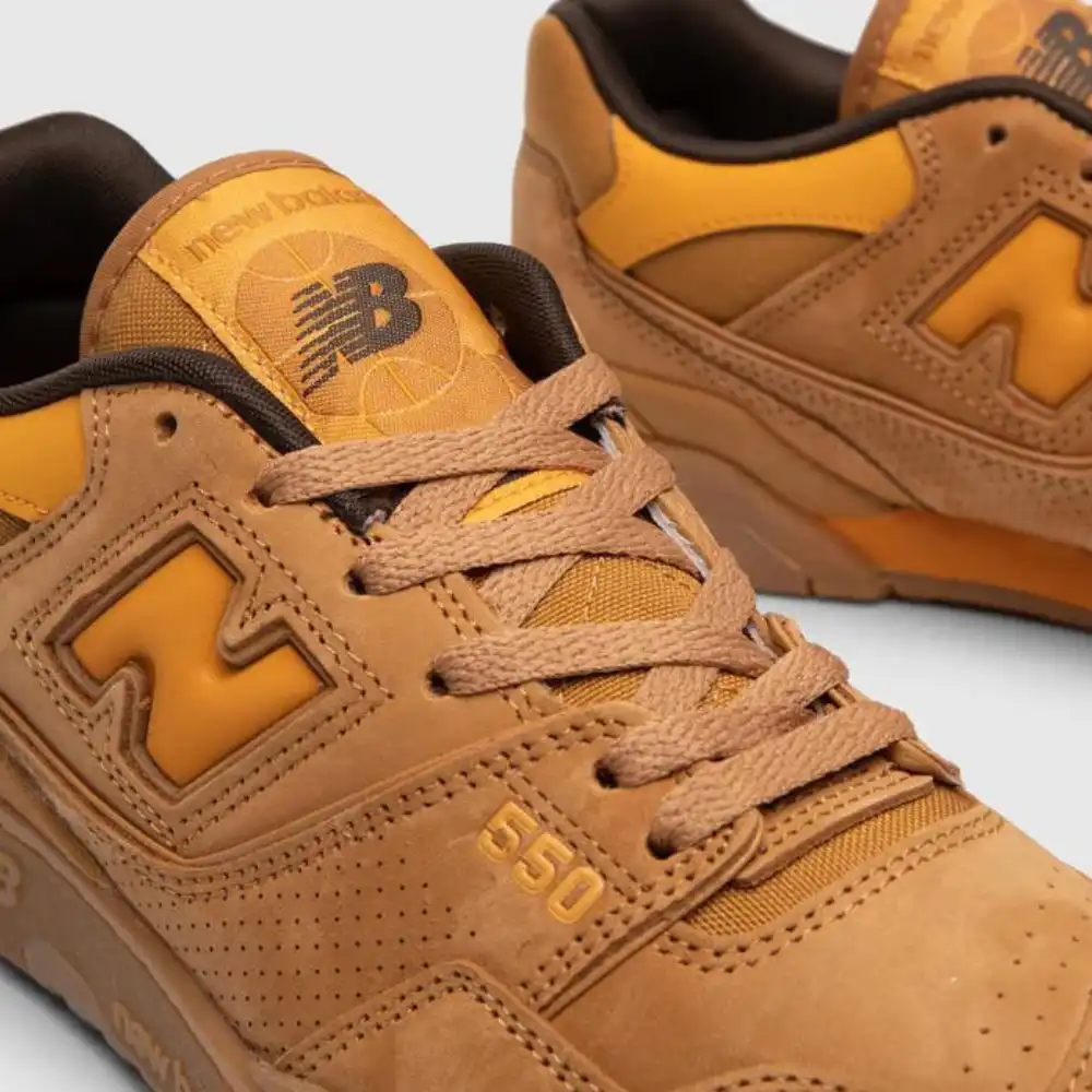 size? x New Balance 550 Canyon/Tobacco
