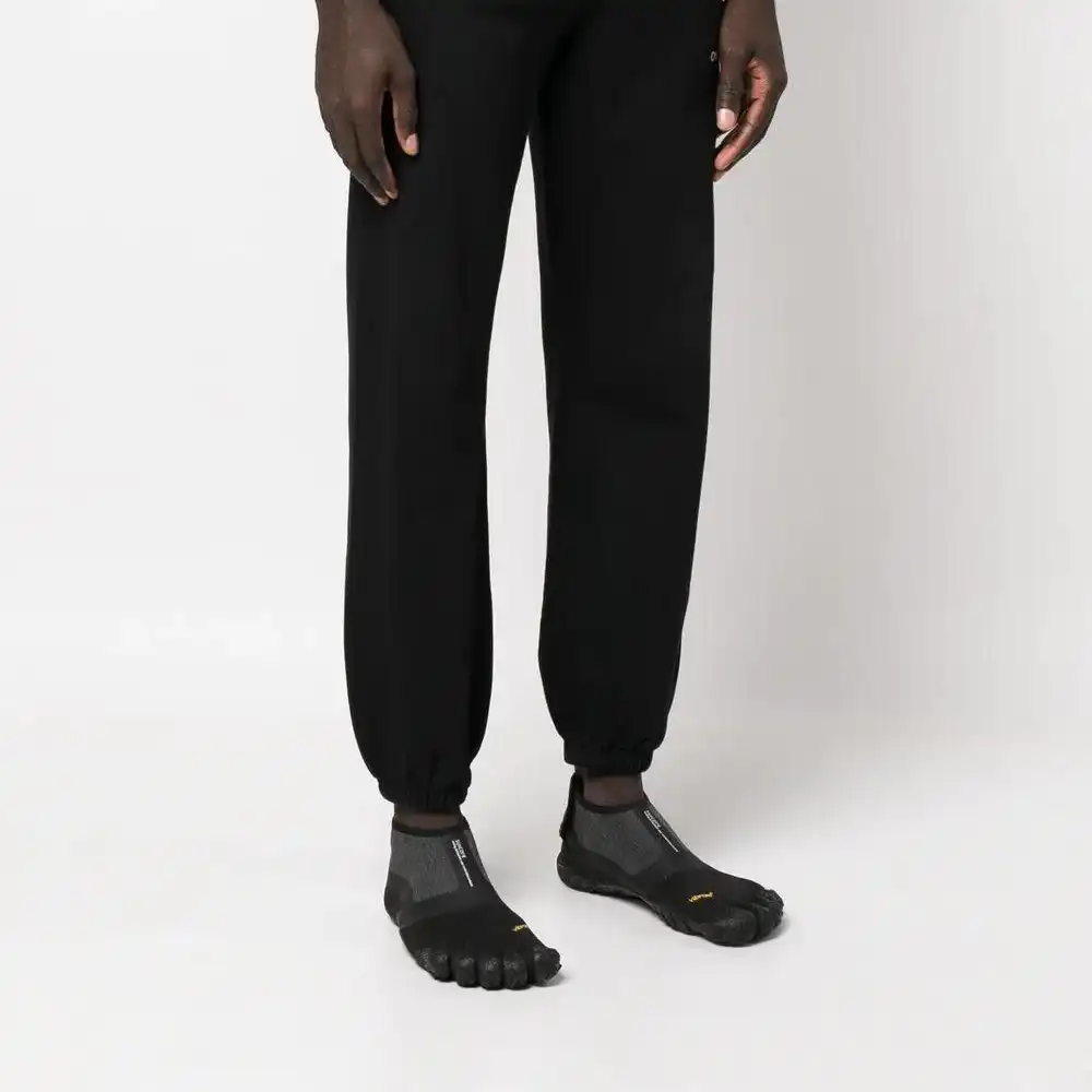 Off-White Calça Chain Arrows-print foto 1