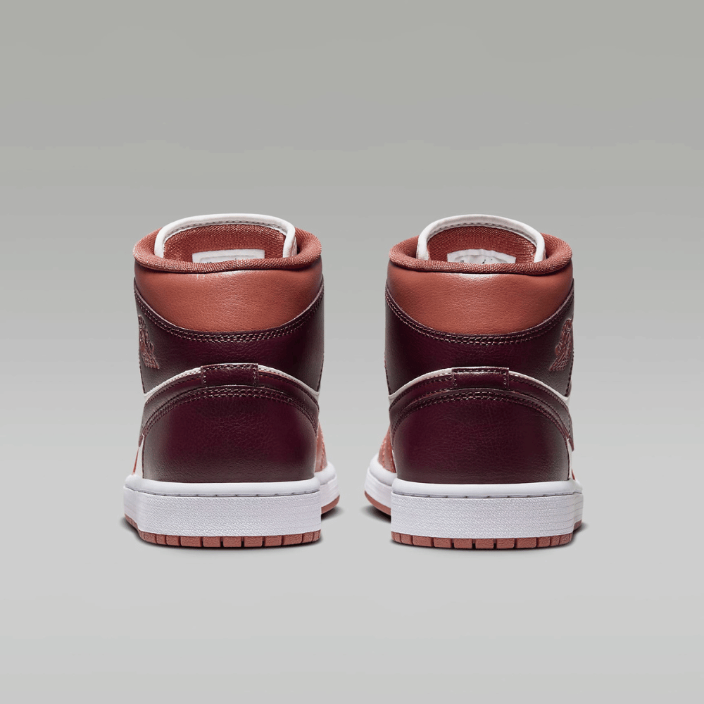Air Jordan 1 Mid Dusty Peach Sail Night Maroon foto 4
