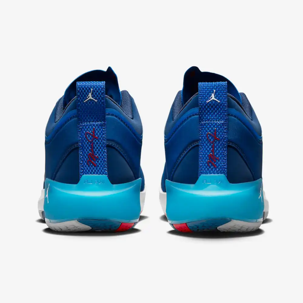 Air Jordan 37 Low Military Blue foto 4