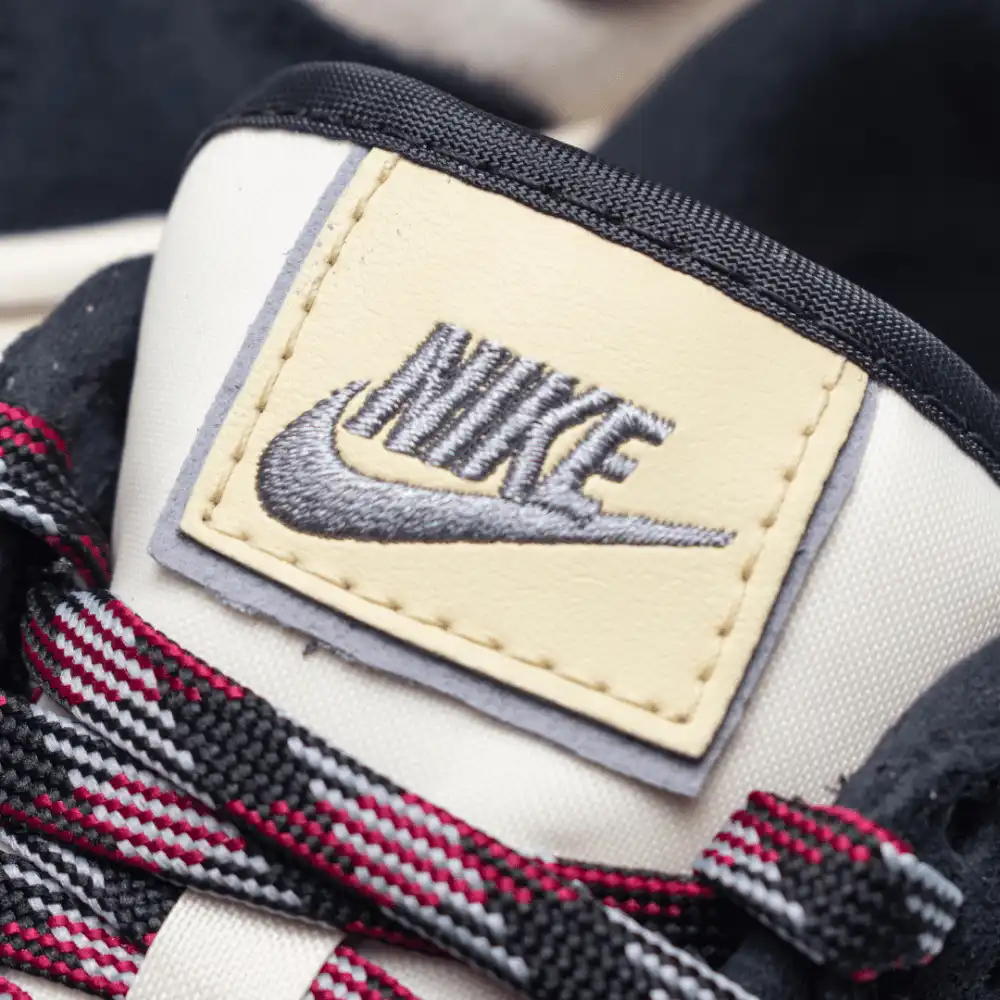 Nike Dunk Low LX Black Team Gold foto 6