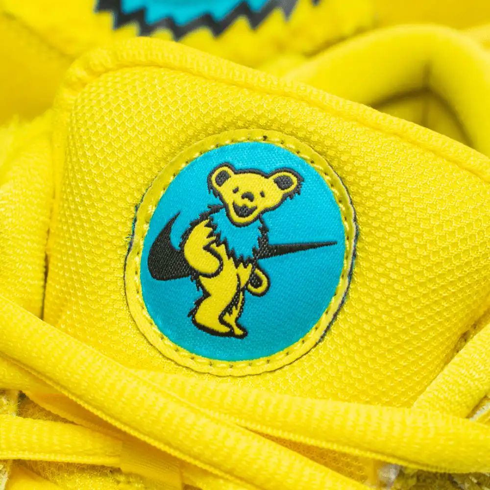 Grateful Dead x Nike SB Dunk Low Yellow Bear Foto 7