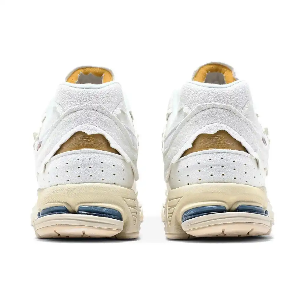 new balance protection pack sea salt